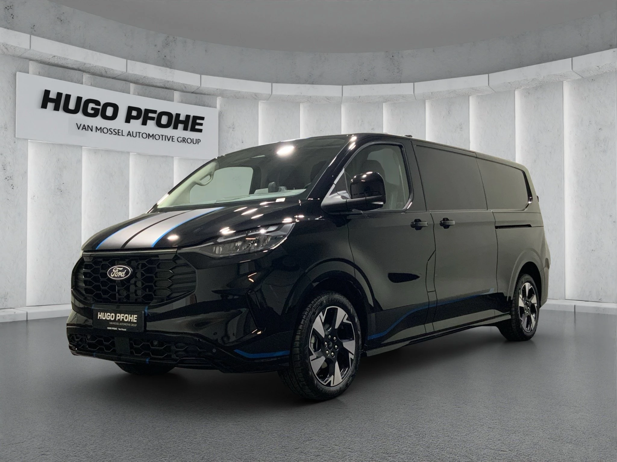 Ford-Transit Custom-image-0