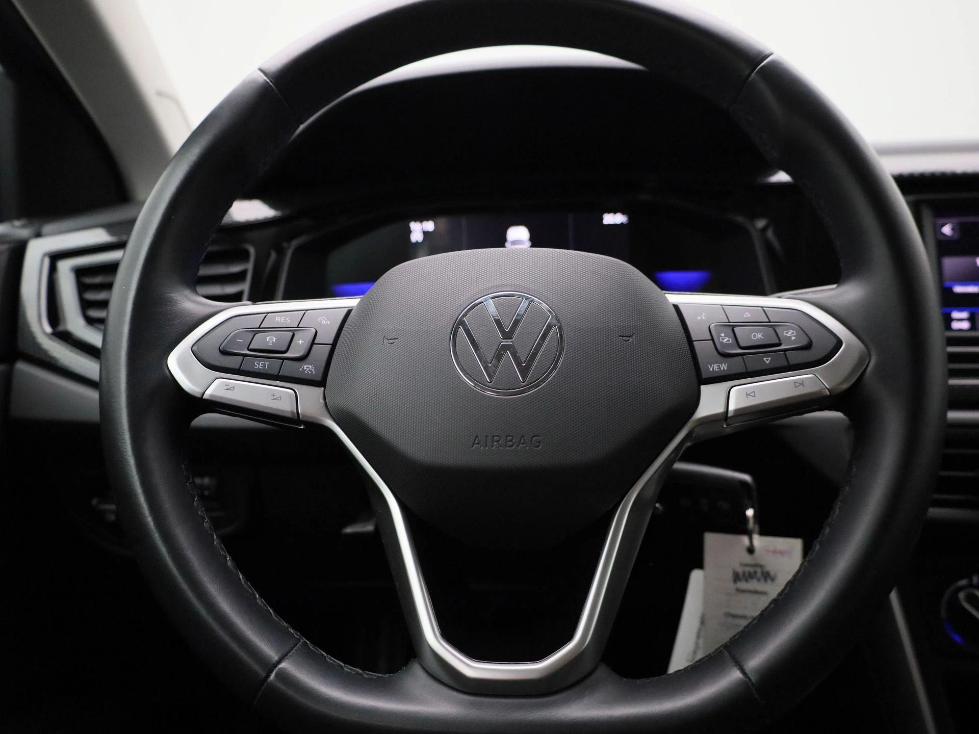 Volkswagen-Taigo-image-6