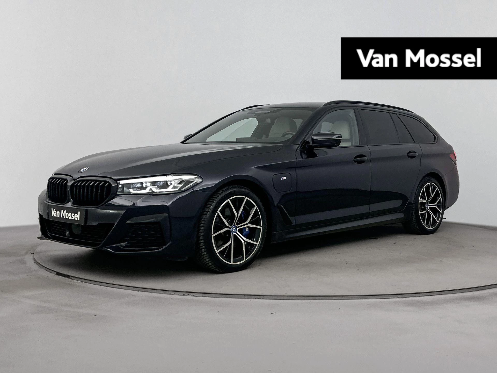 BMW-5 Serie-image-0