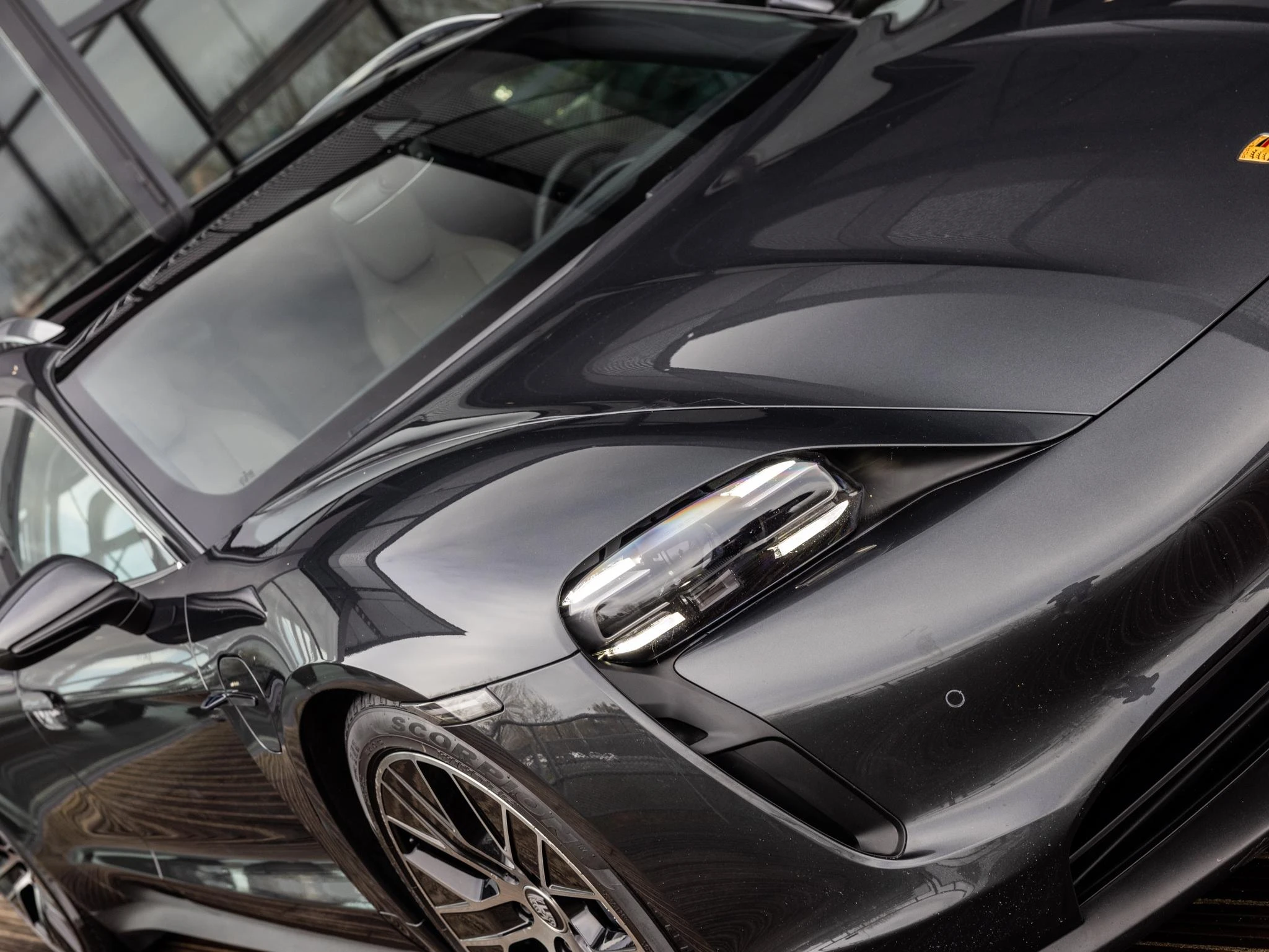 Porsche-Taycan-image-8