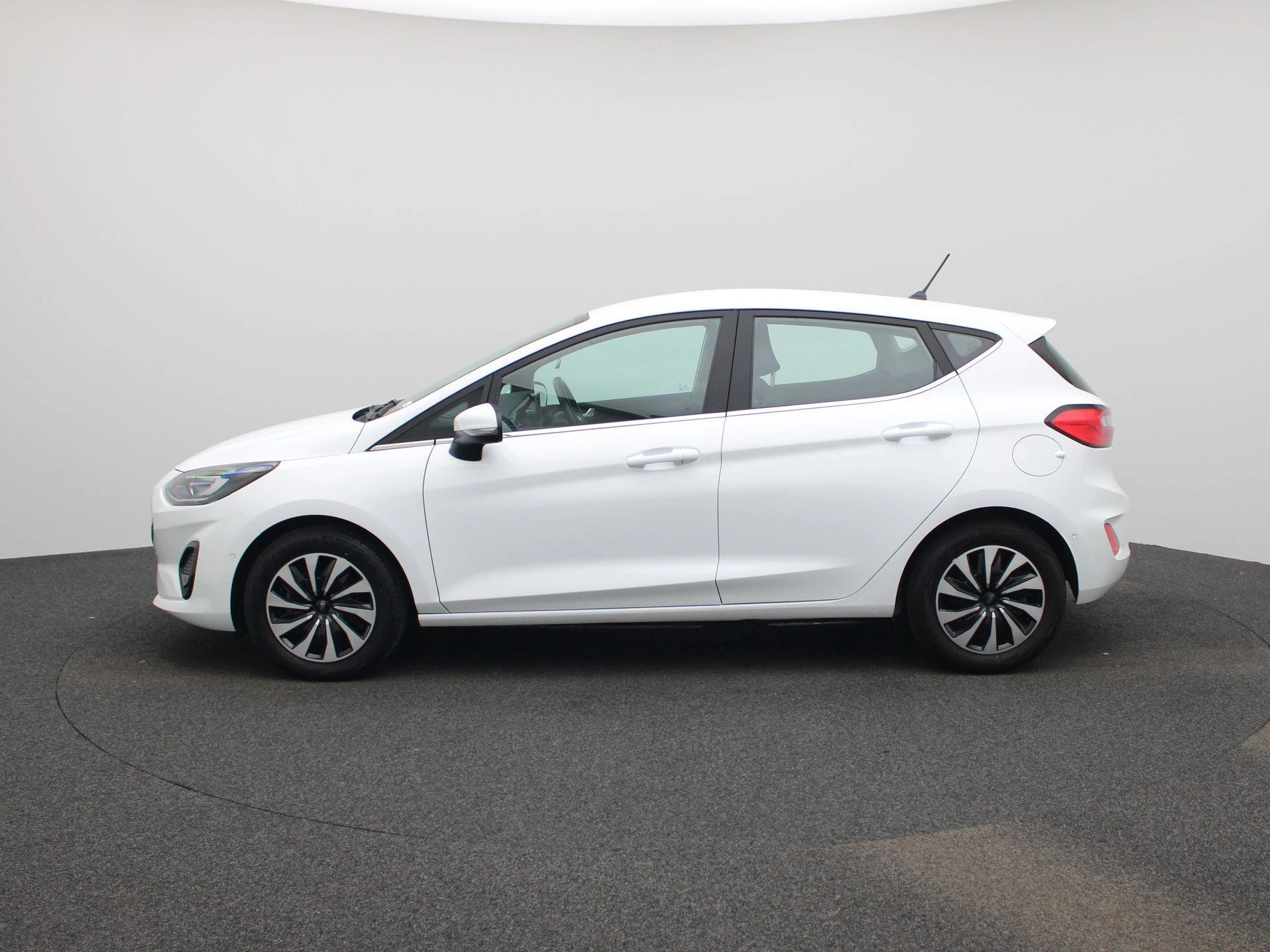 Ford Fiesta 1.0i EcoBoost MHEV 92kW Connected