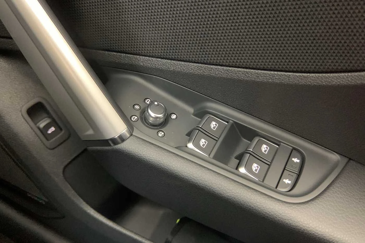 Audi-Q2-image-21
