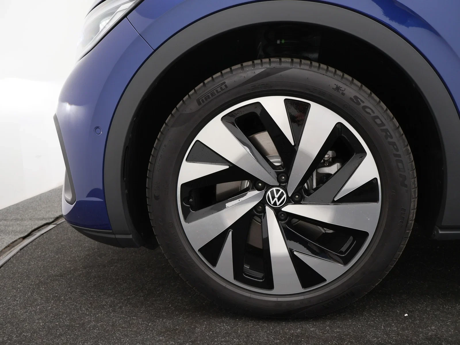 Volkswagen ID.5 Pro Business Premium 77 kWh 210 kW (286 pk) / DEMO