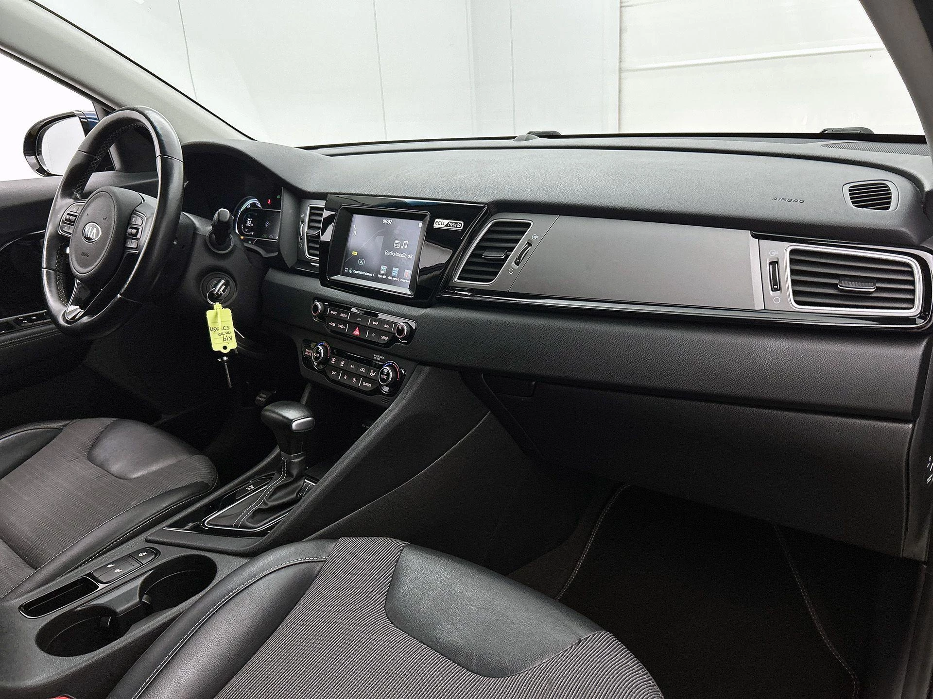 Kia-Niro-image-21
