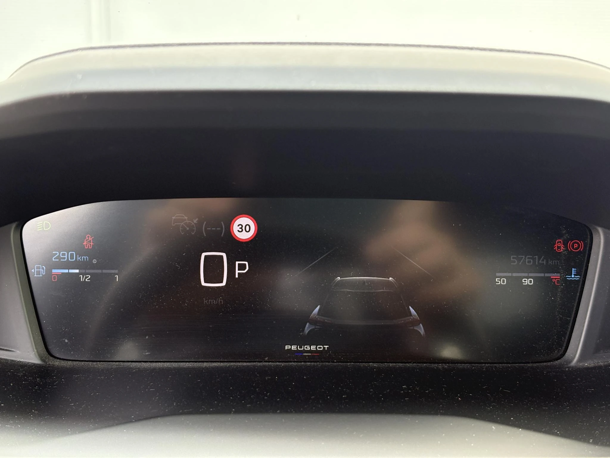 Peugeot-2008-image-10