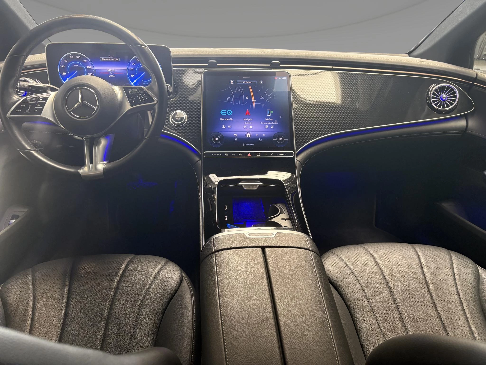 Mercedes-Benz EQE 300 Business Line + LEDER + LED + CARPLAY +