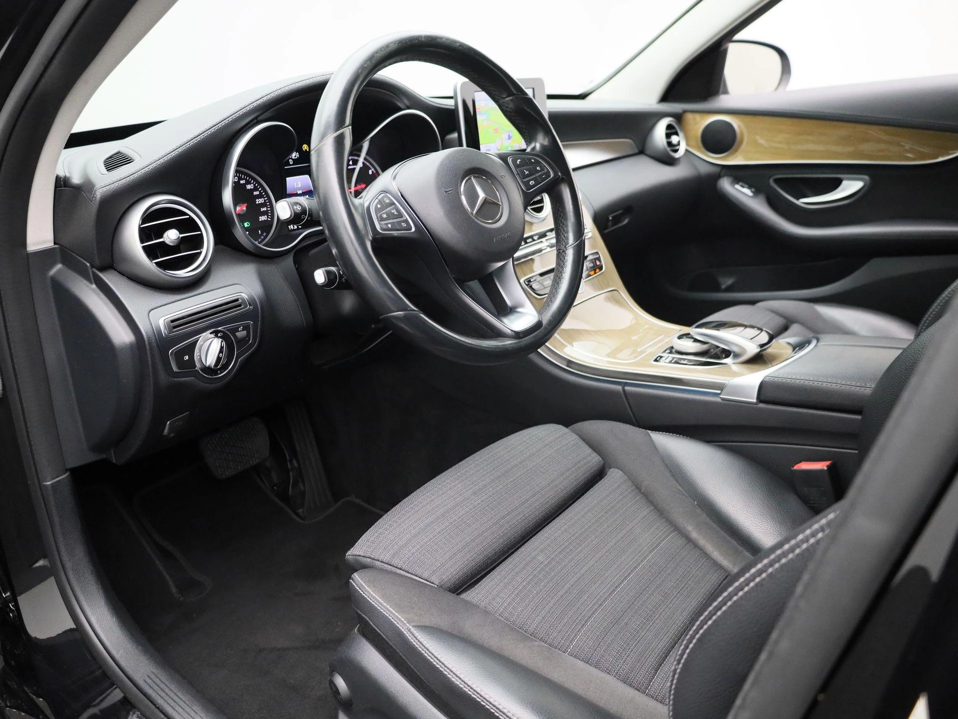 Mercedes-Benz C-Klasse 200