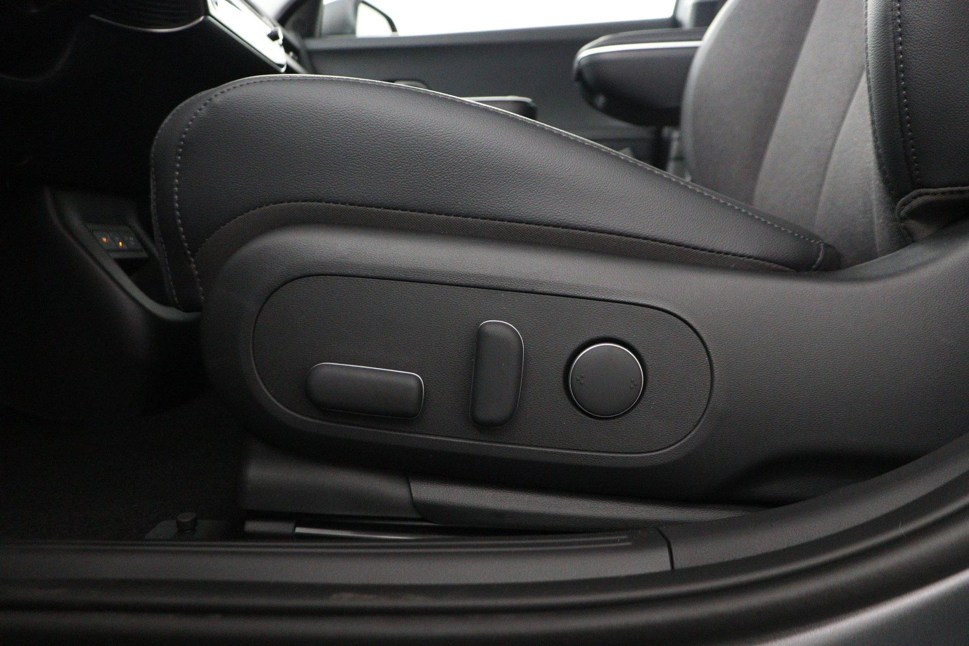 Hyundai-IONIQ 5-image-43
