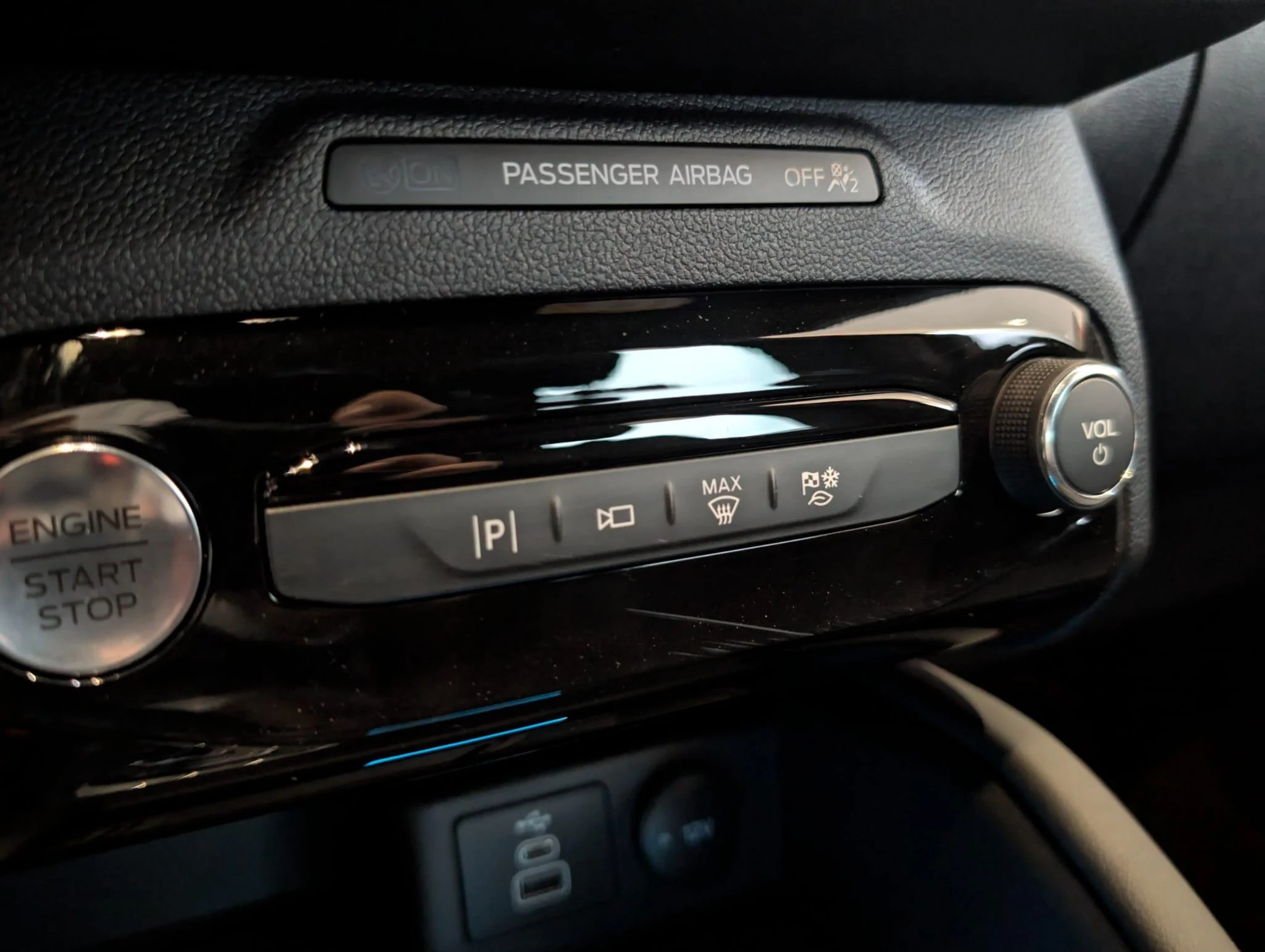 Ford-Kuga-image-14