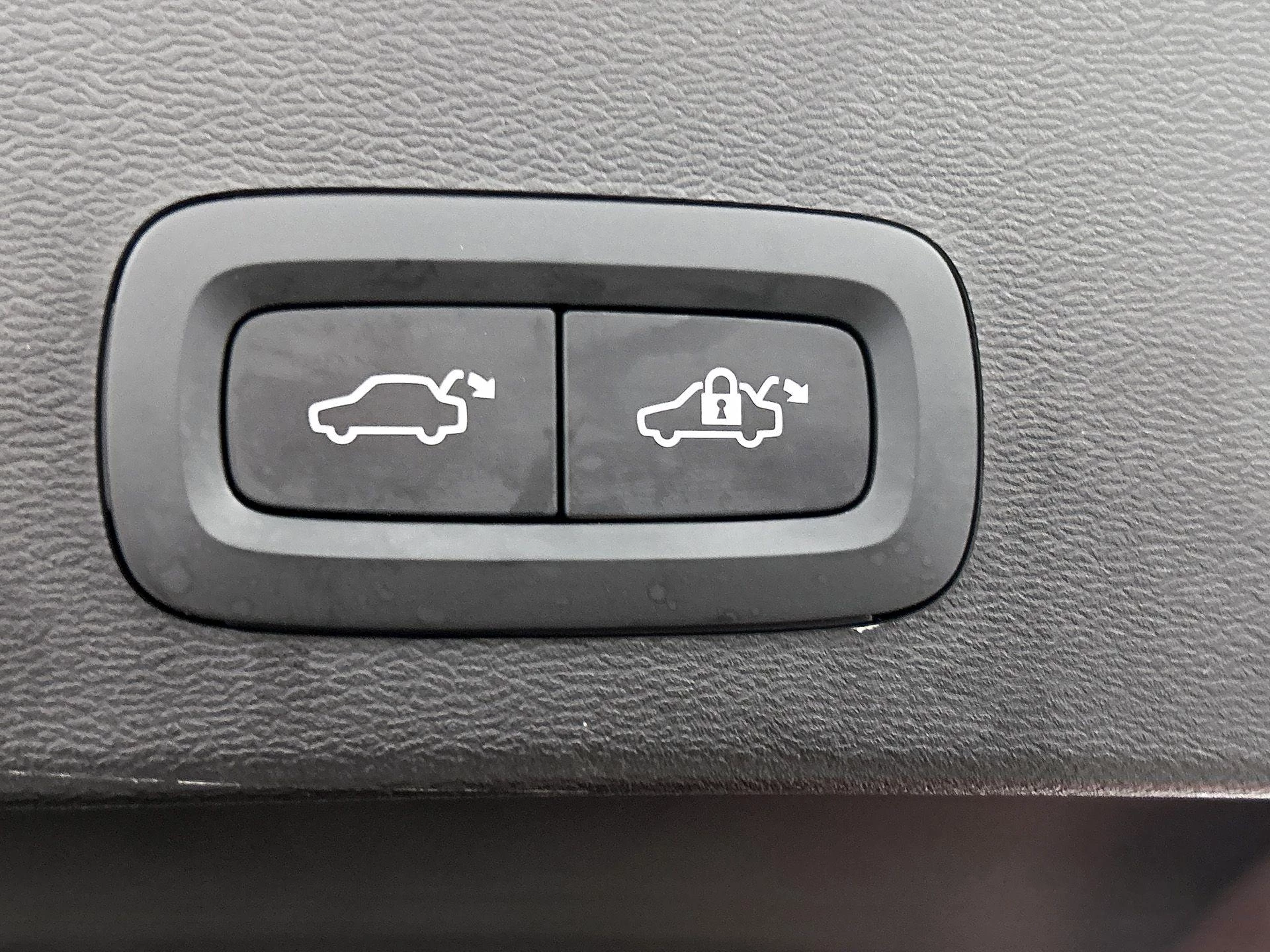 Volvo XC40 T5 Recharge Plus Bright