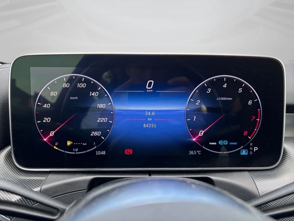 Mercedes-Benz-C-Klasse 200-image-6
