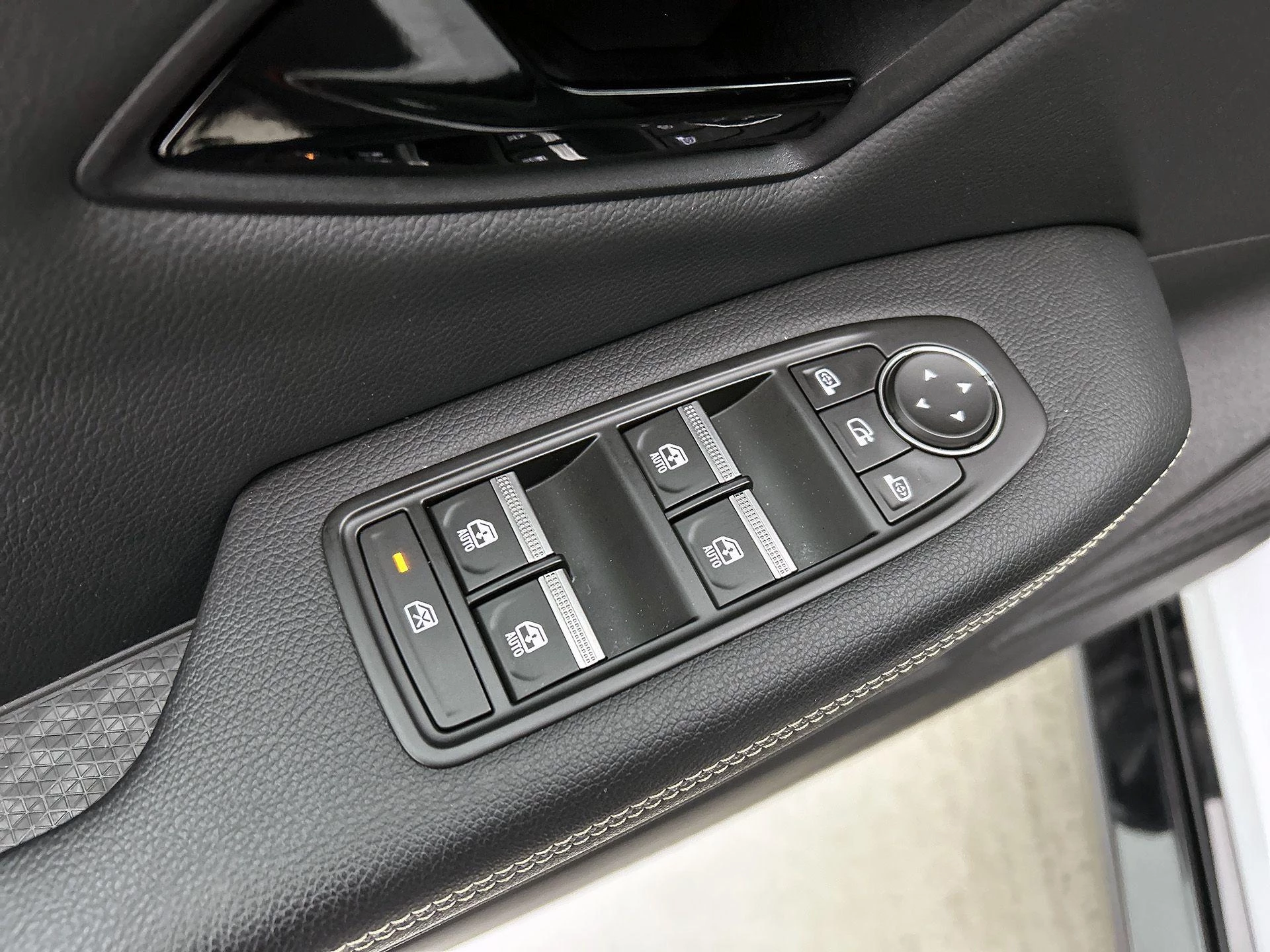 Renault-Megane E-Tech-image-34