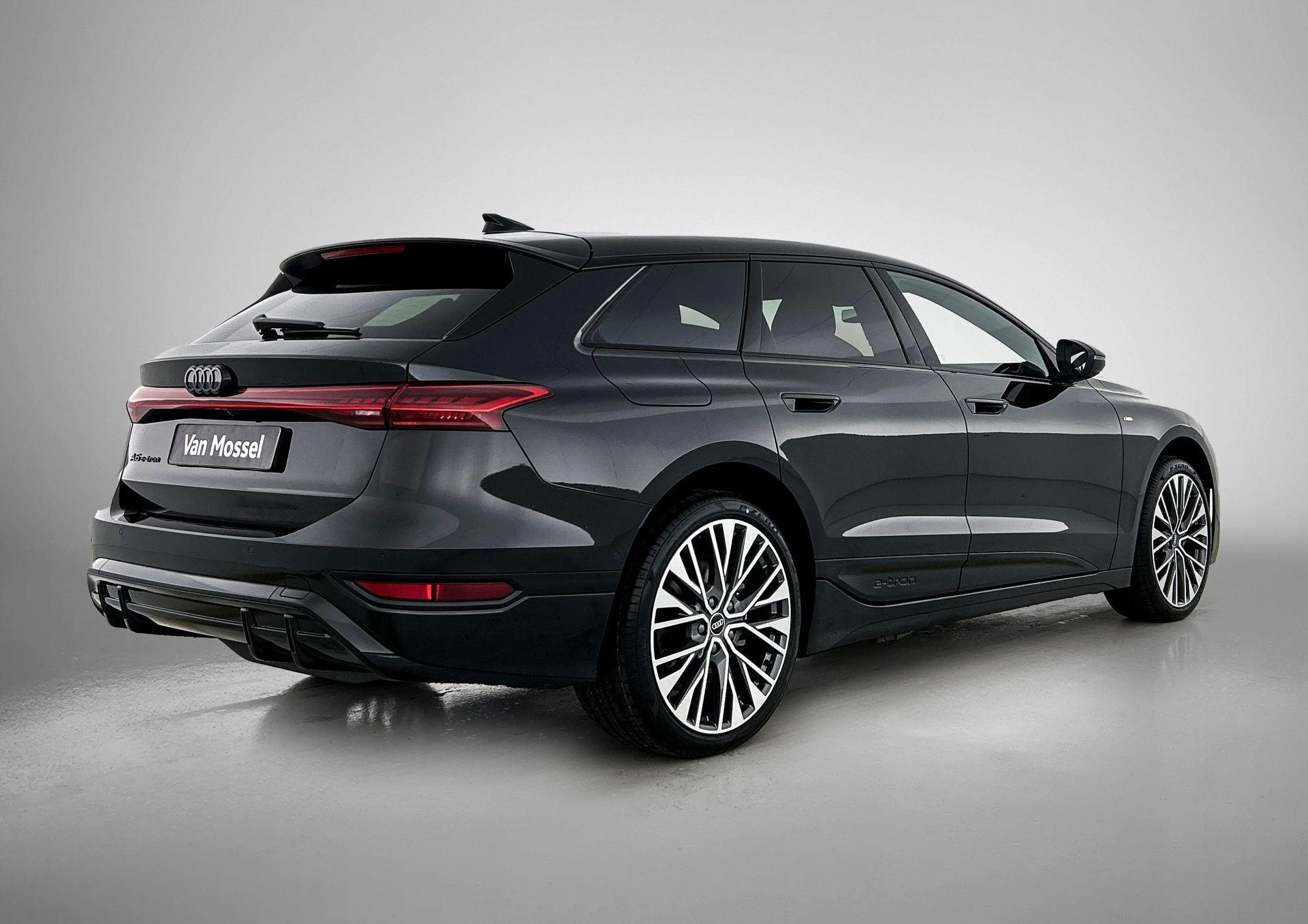 Audi A6 Avant e-tron S edition 83 kWh