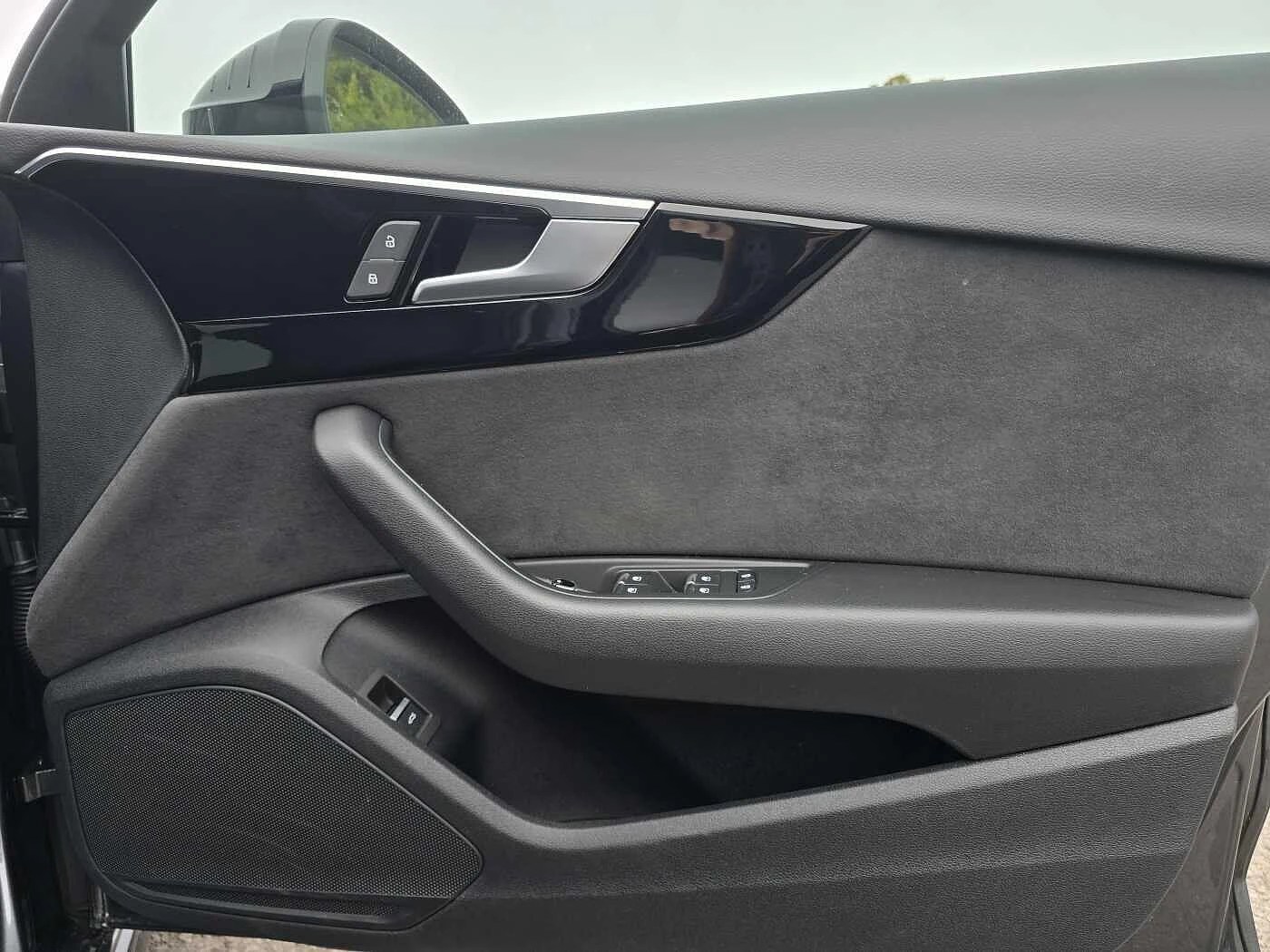 Audi-A4-image-10