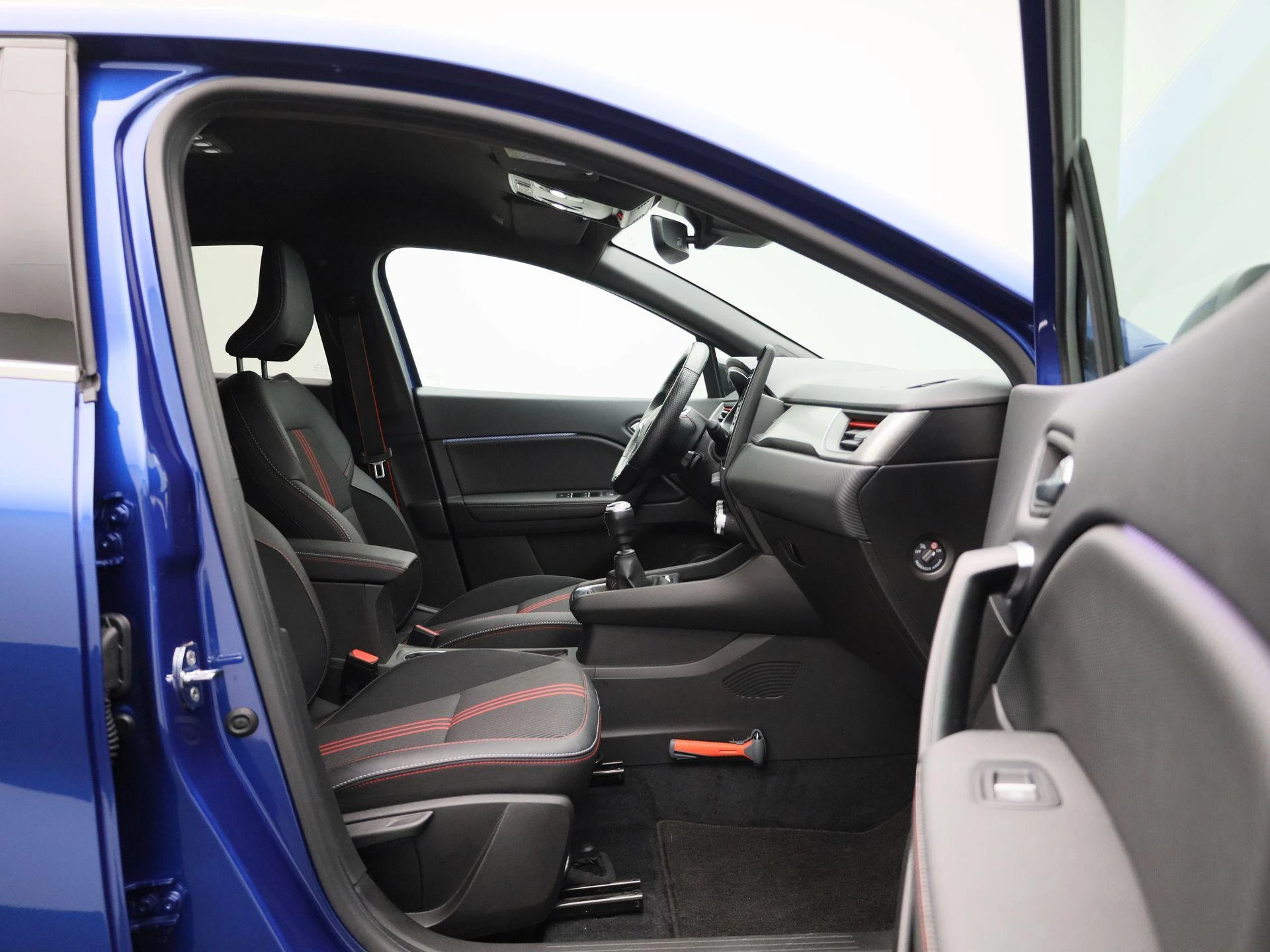 Renault-Captur-image-36