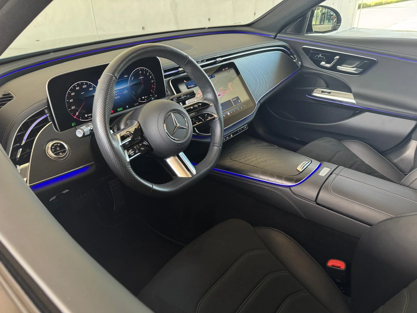 Mercedes-Benz-E-Klasse-image-7
