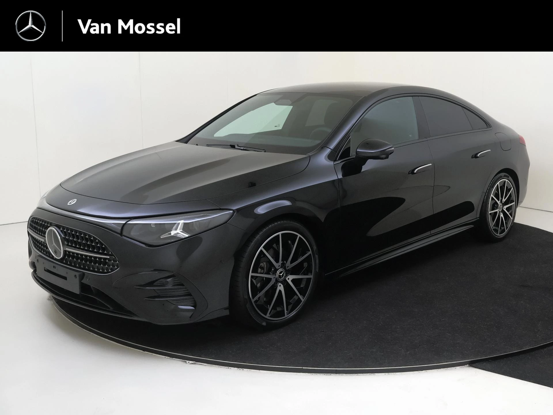 Mercedes-Benz-CLA-image-0