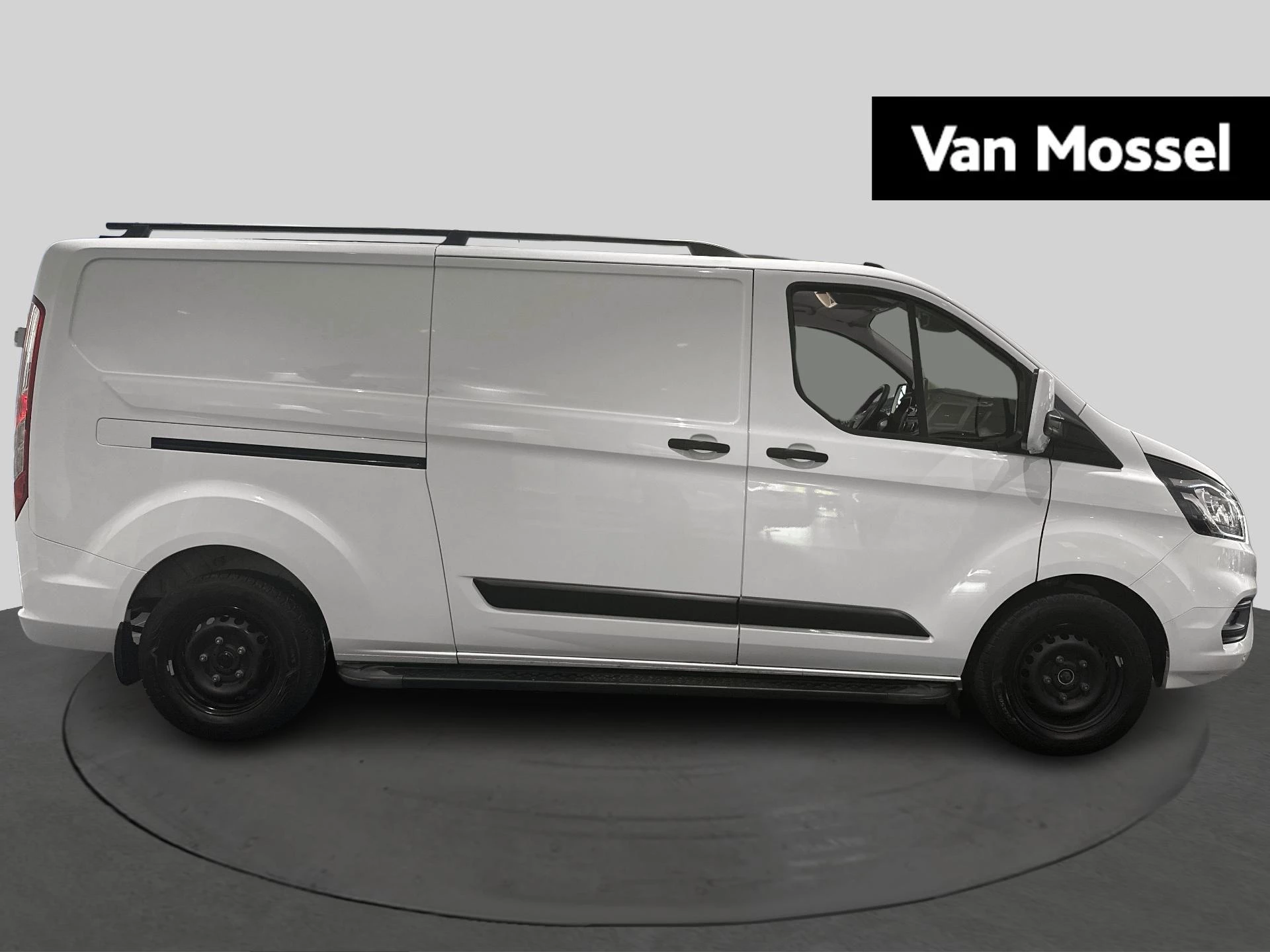 Ford-Transit Custom-image-4