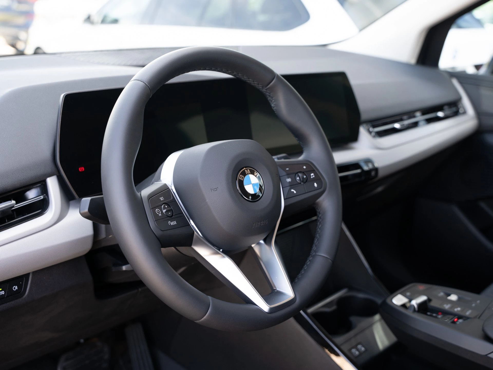 BMW 2er Reihe Active Tourer 216i Steptronic DCT Kompaktvan. 90 kW. 5-türig