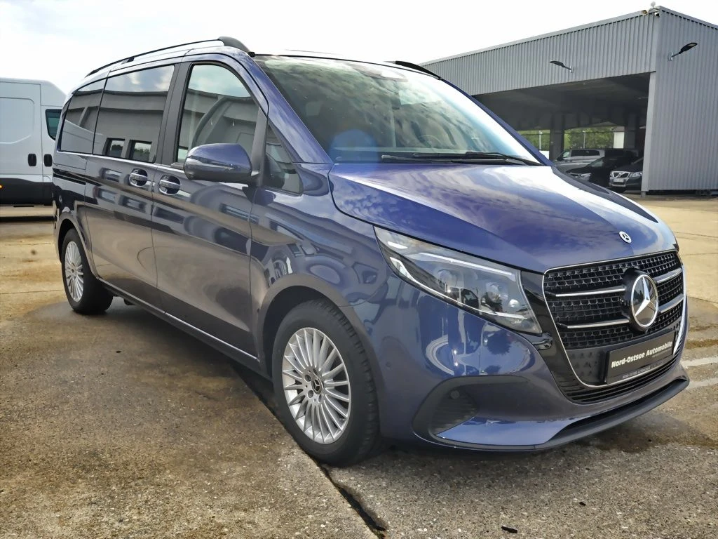 Mercedes-Benz-V-Klasse 220-image-3