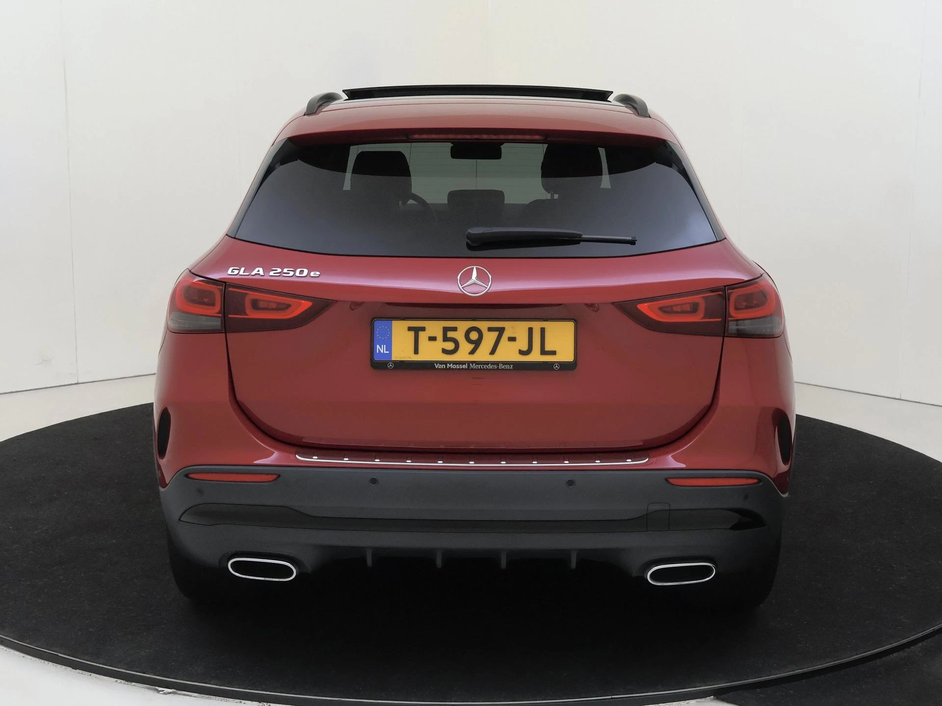 Mercedes-Benz GLA 250 e Business Solution AMG Limited
