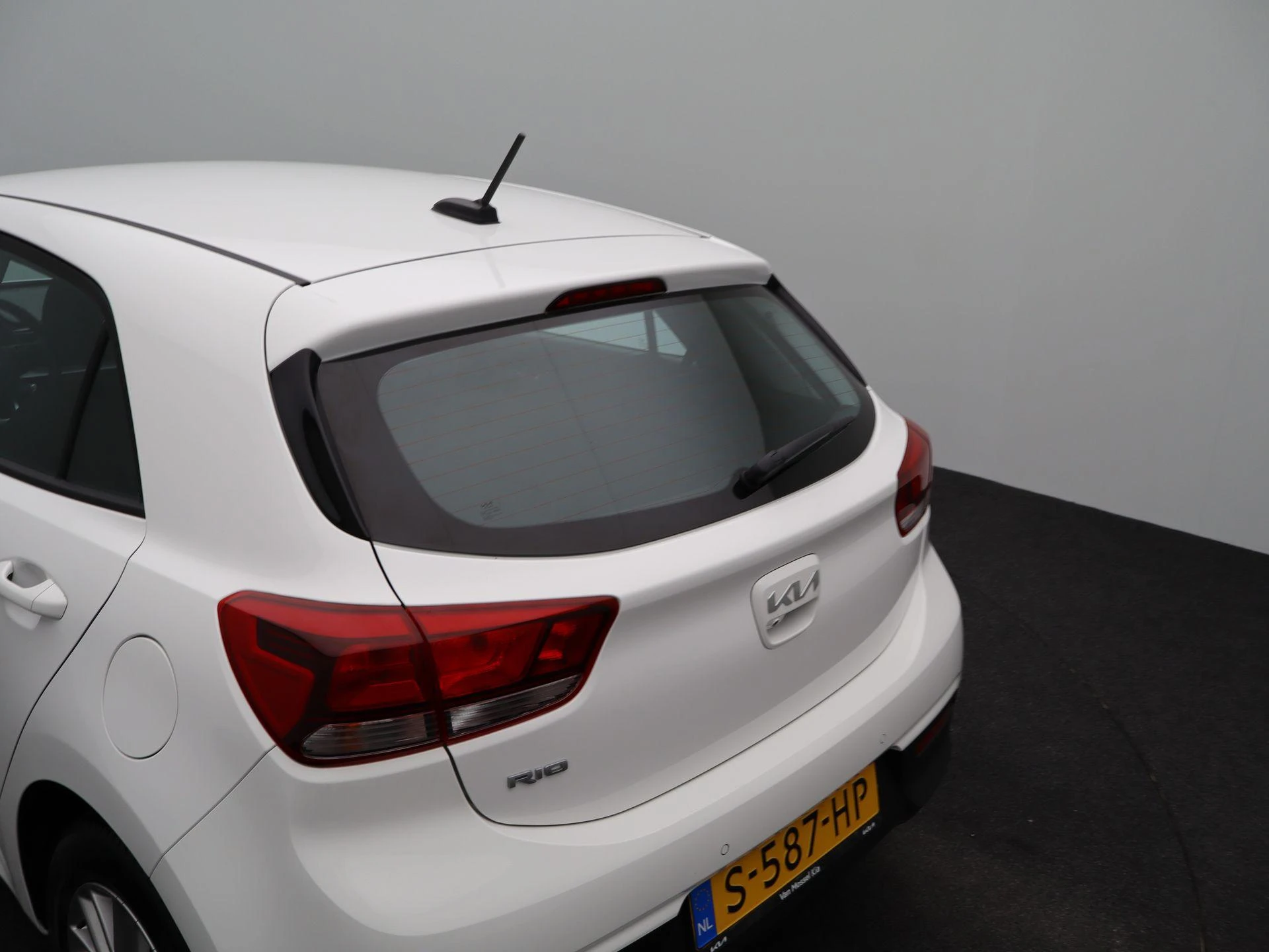 Kia-Rio-image-36