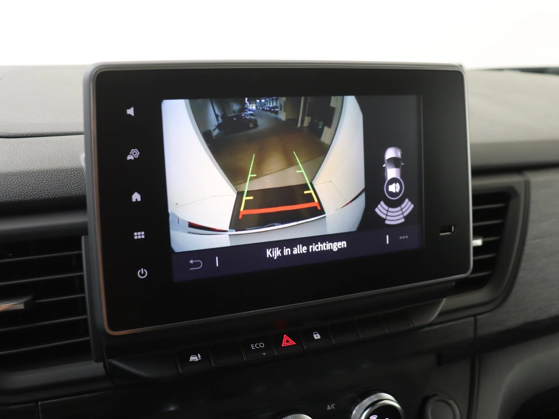 Renault-Trafic-image-54