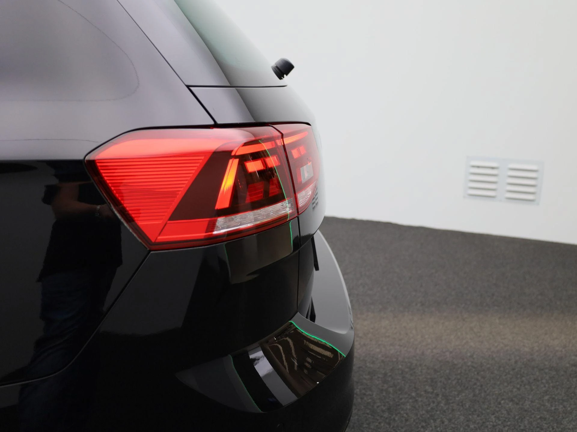 Volkswagen-Passat-image-39