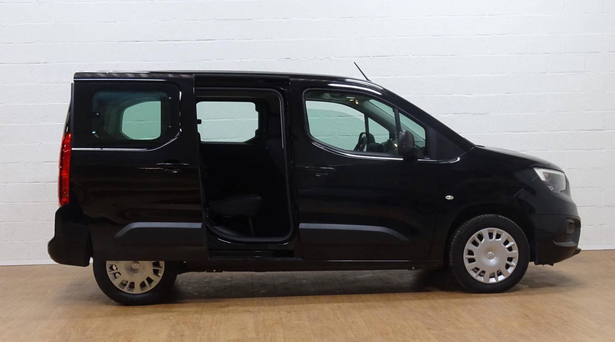 Opel-Combo-image-7