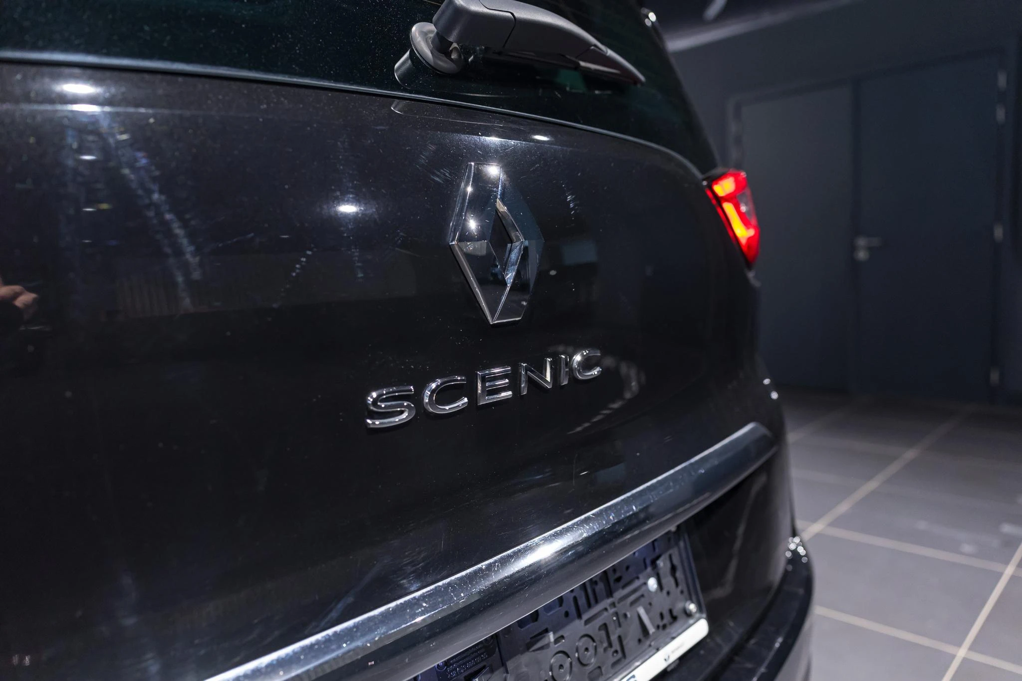 Renault-Grand Scénic-image-14