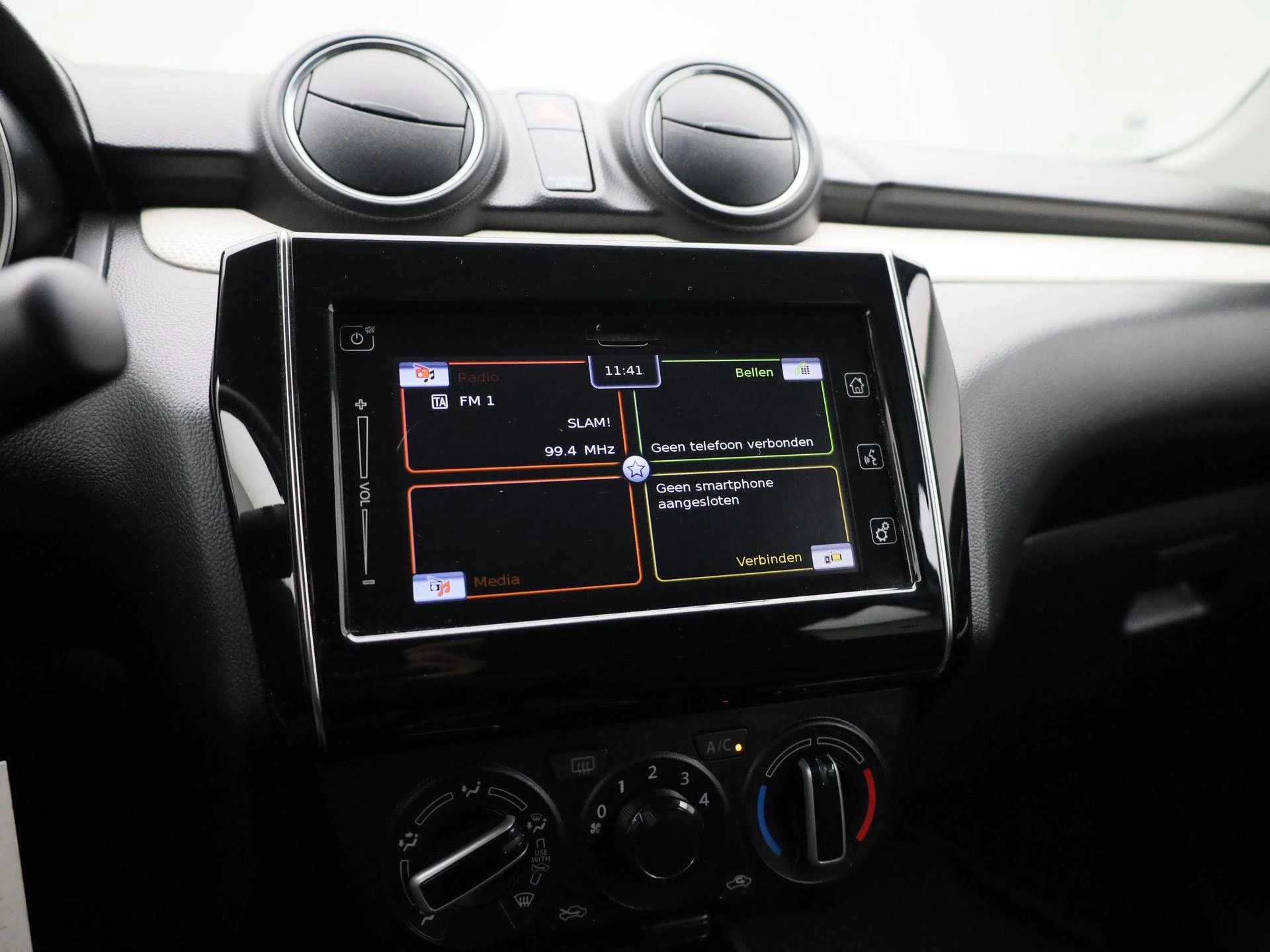 Suzuki-Swift-image-13