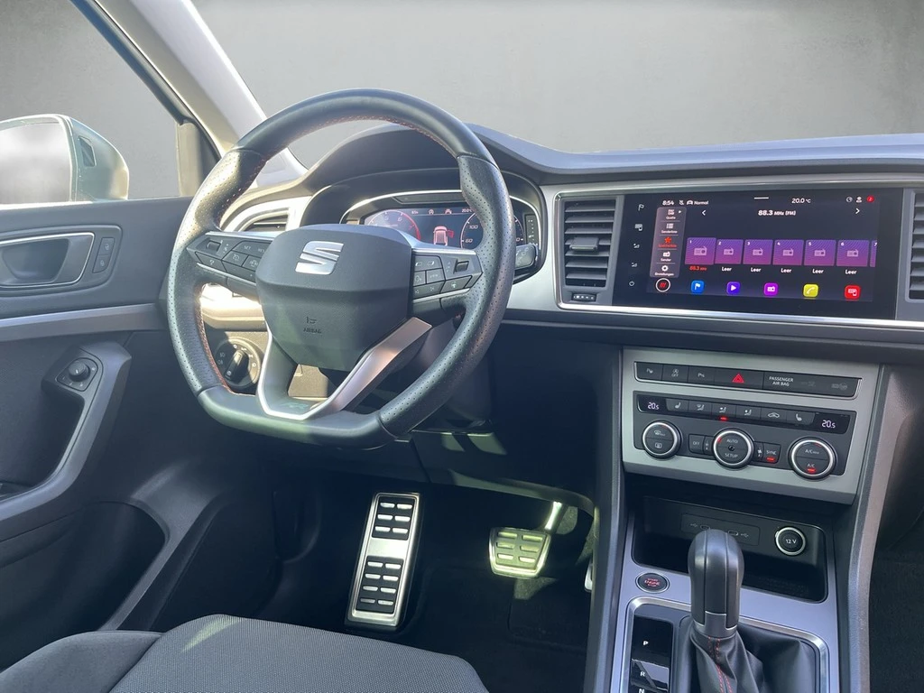 SEAT Ateca 2.0 TSI 4Drive DSG FR *Navi*ACC*AHK*