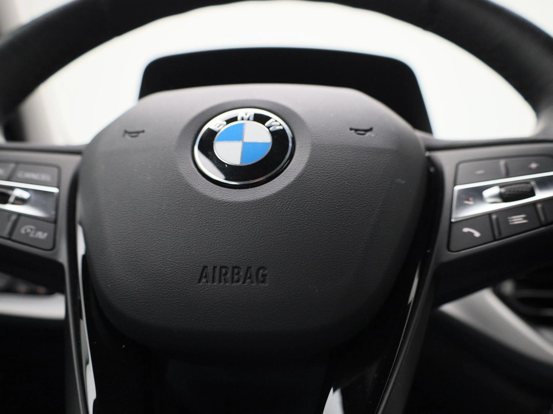 BMW-1 Reeks-image-25