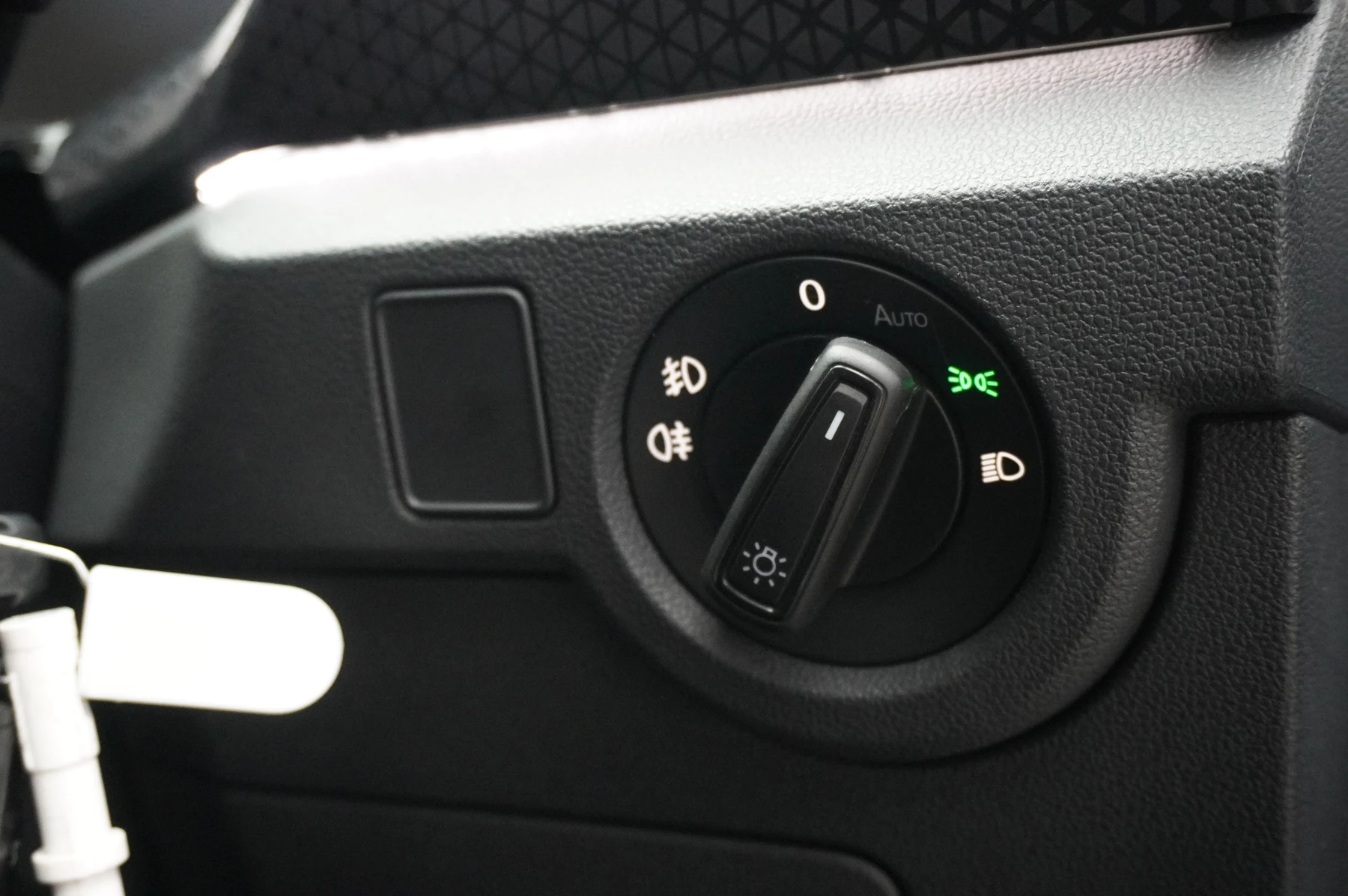 Volkswagen-T-Cross-image-36