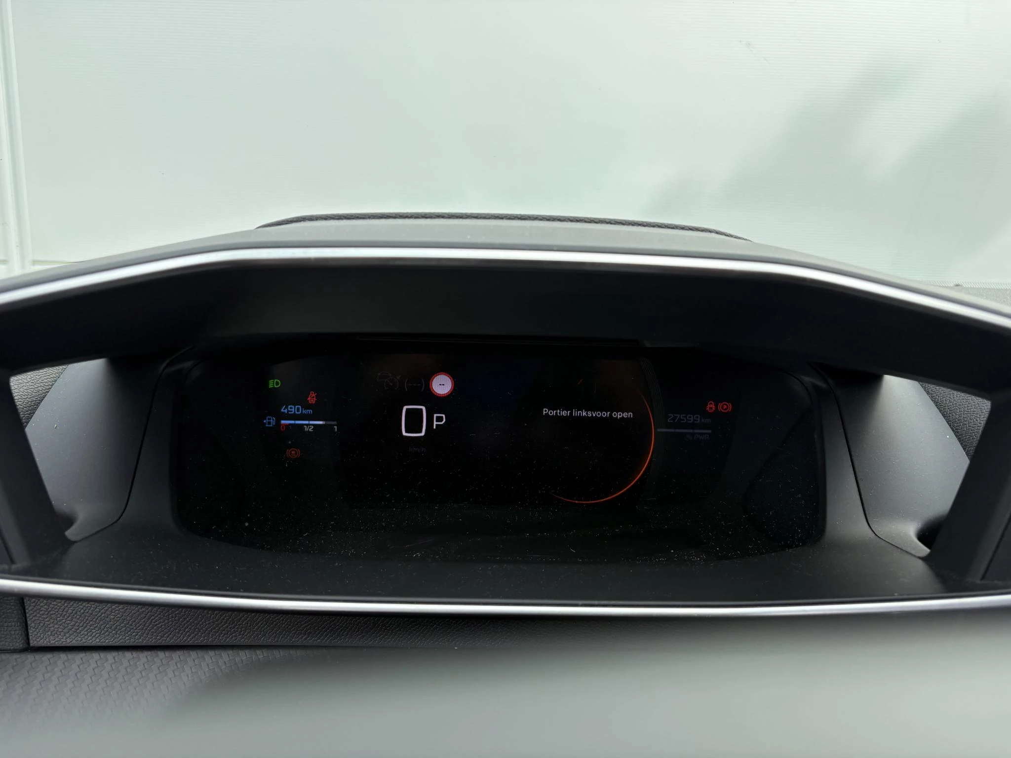 Peugeot 2008 1.2 Hybrid 136 GT