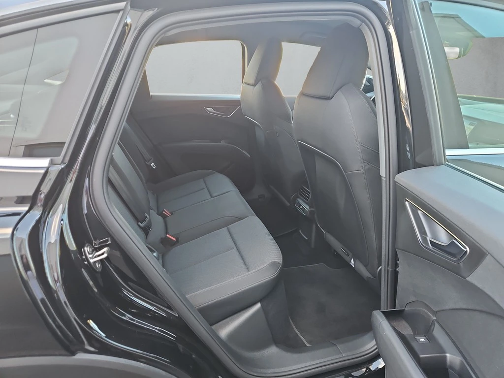 Audi-Q4 Sportback e-tron-image-12