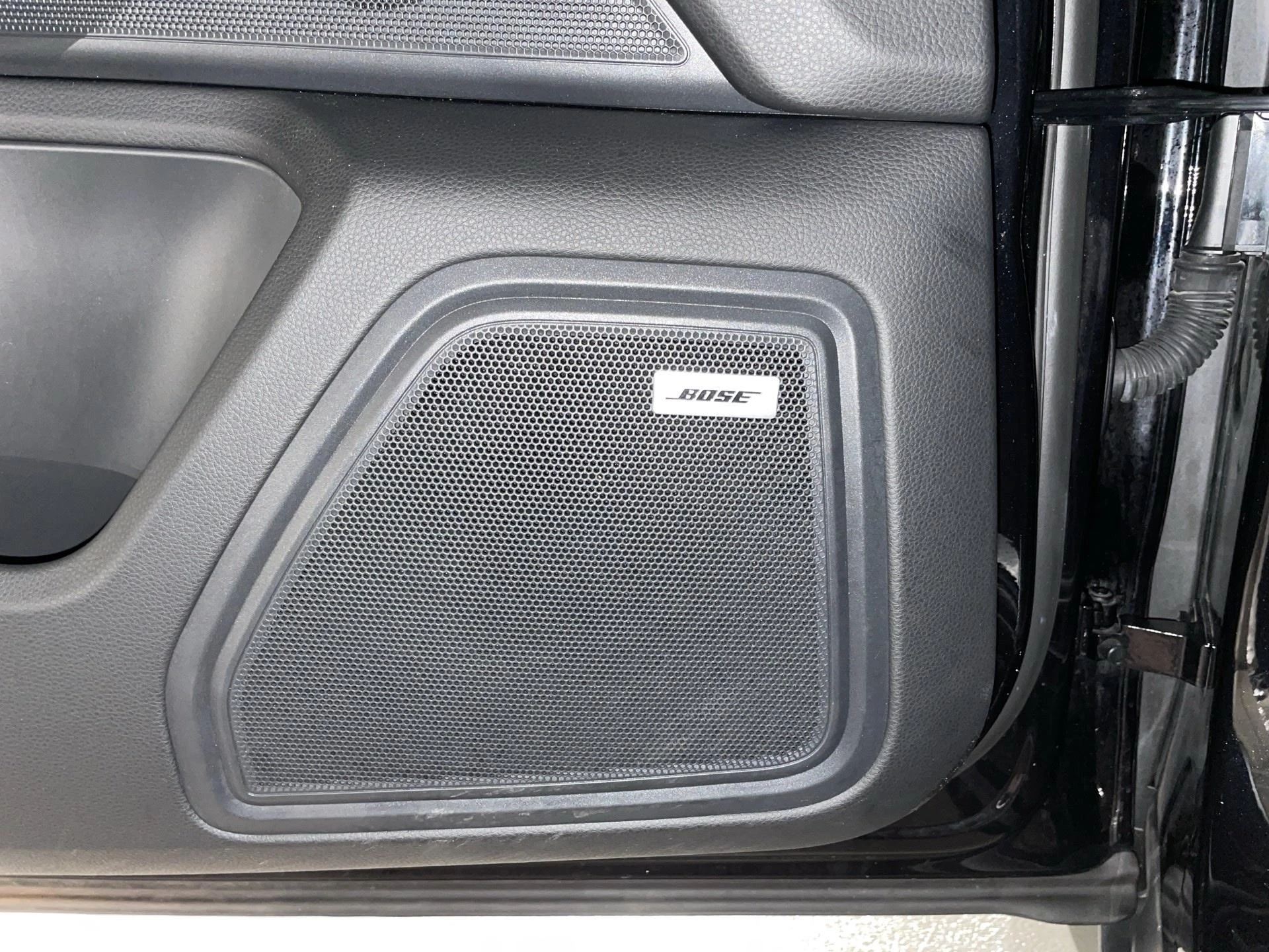 Porsche-Macan-image-14