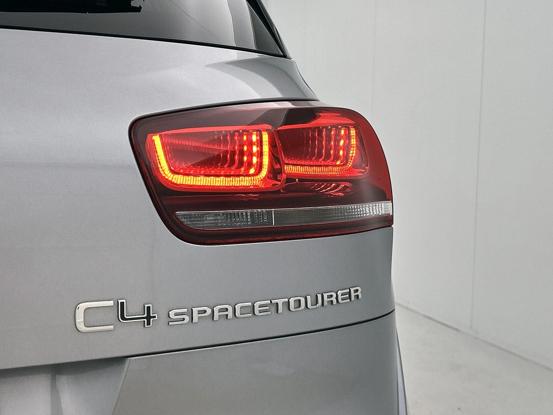 Citroën-C4 Spacetourer-image-13