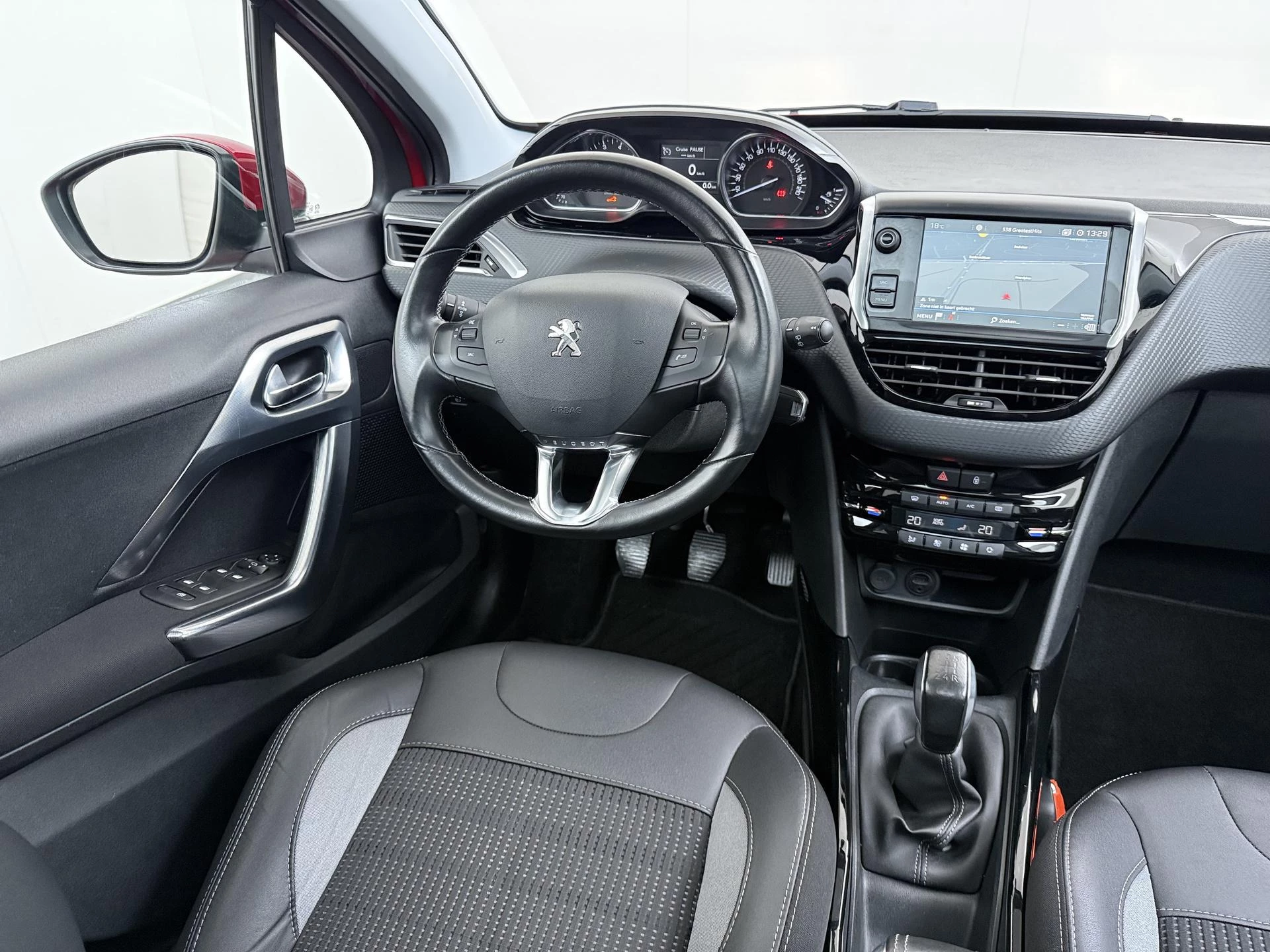 Peugeot 2008 1.2 PureTech Allure