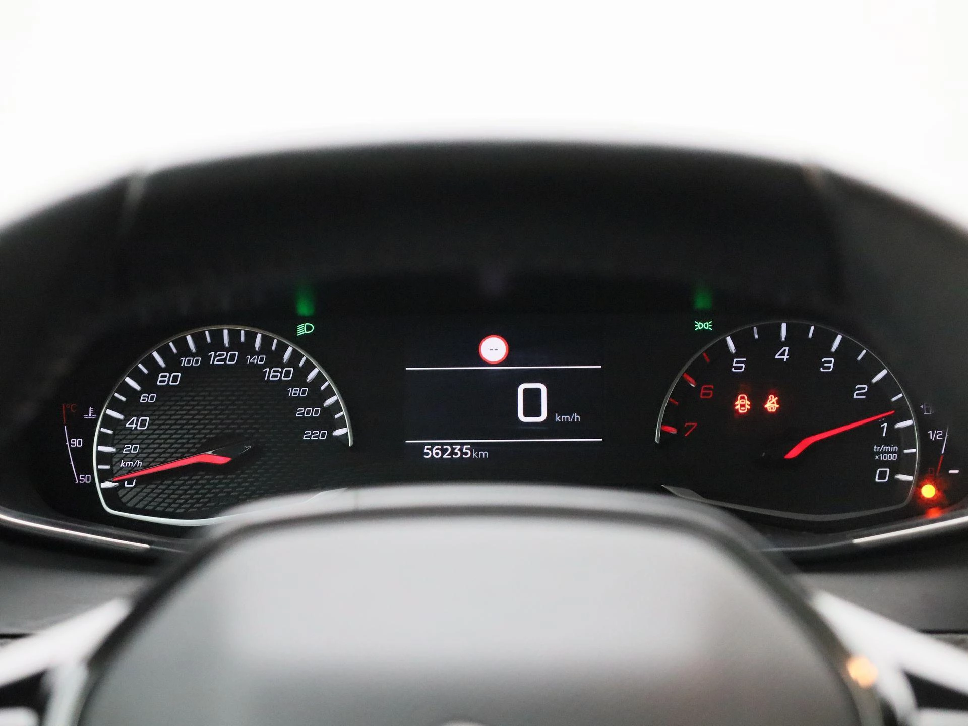 Peugeot-208-image-7