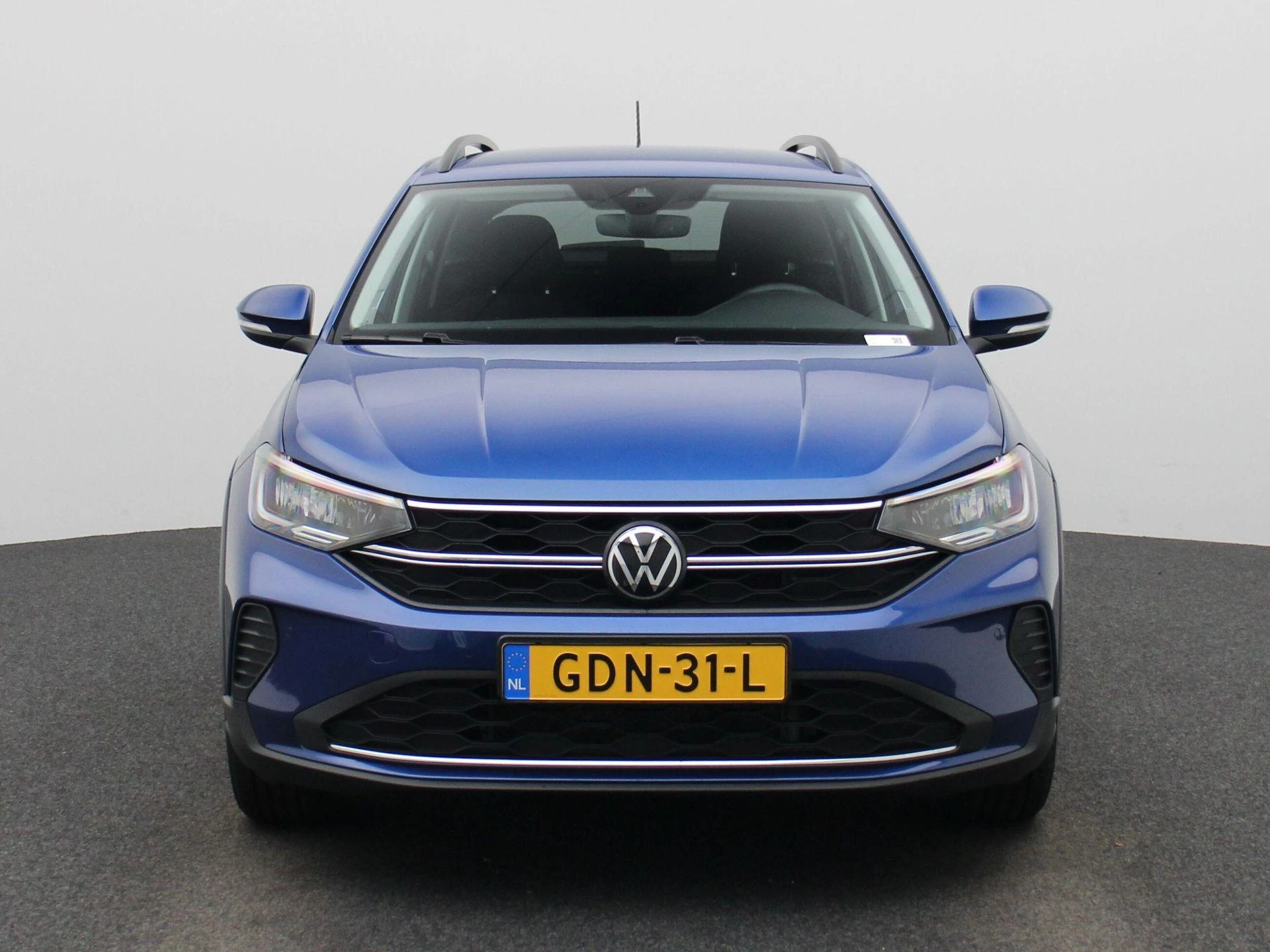 Volkswagen-Taigo-image-2