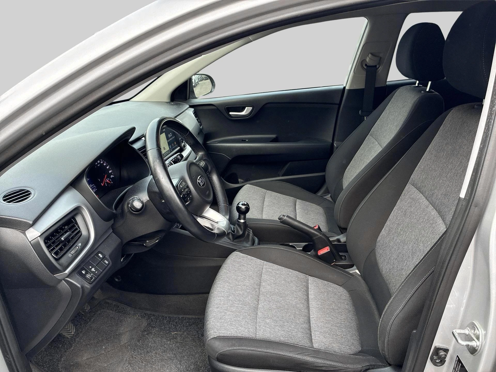 Kia-Stonic-image-7