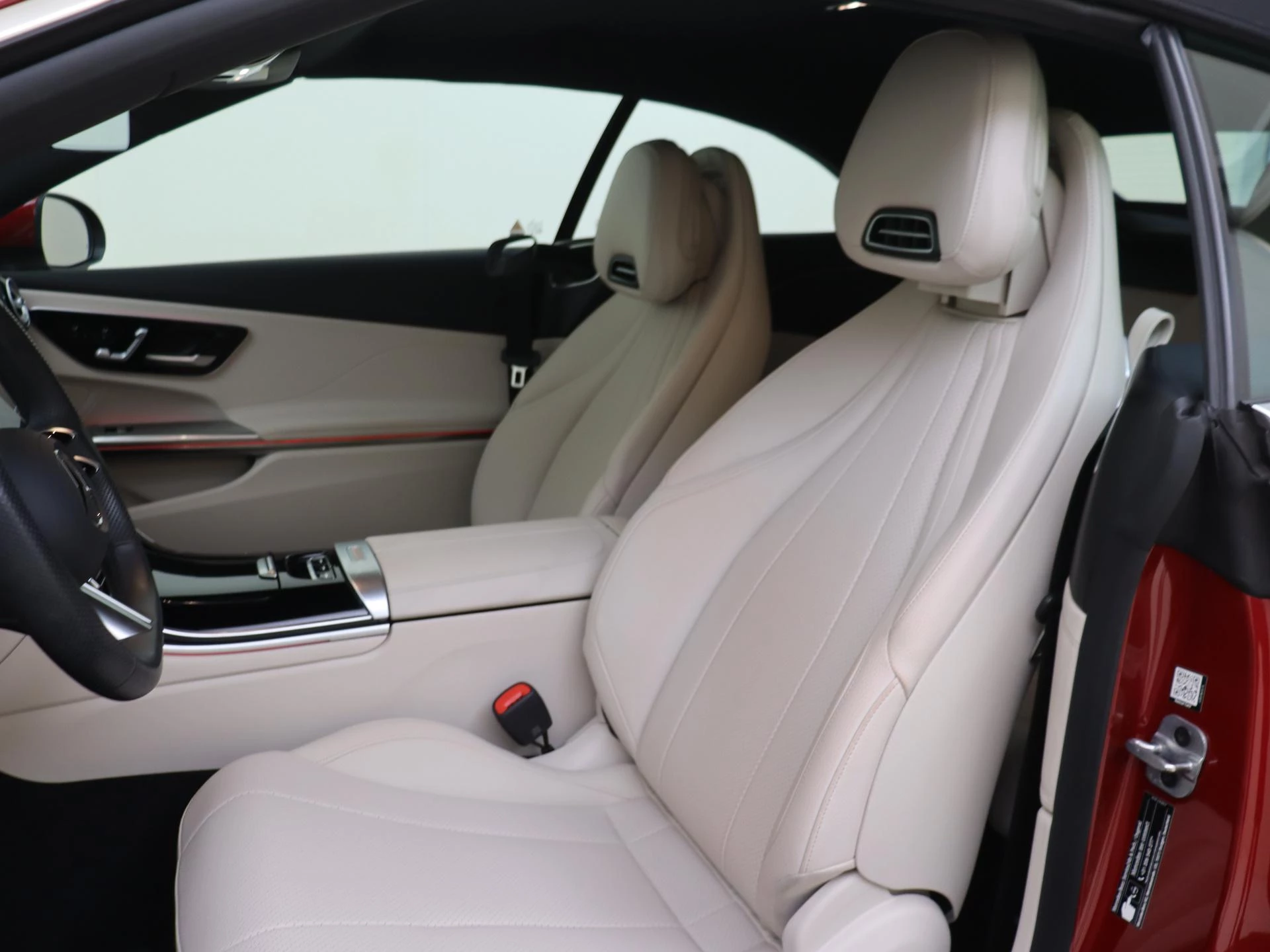 Mercedes-Benz-CLE-image-10