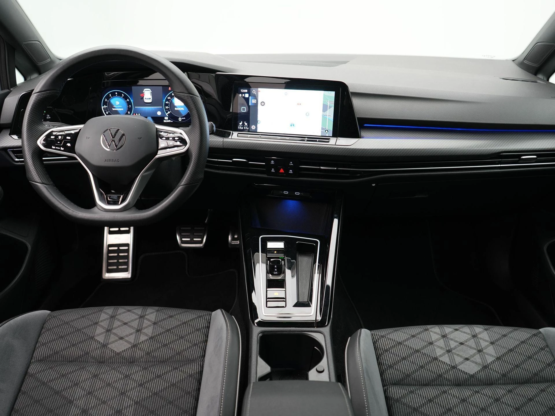 Volkswagen-Golf-image-6