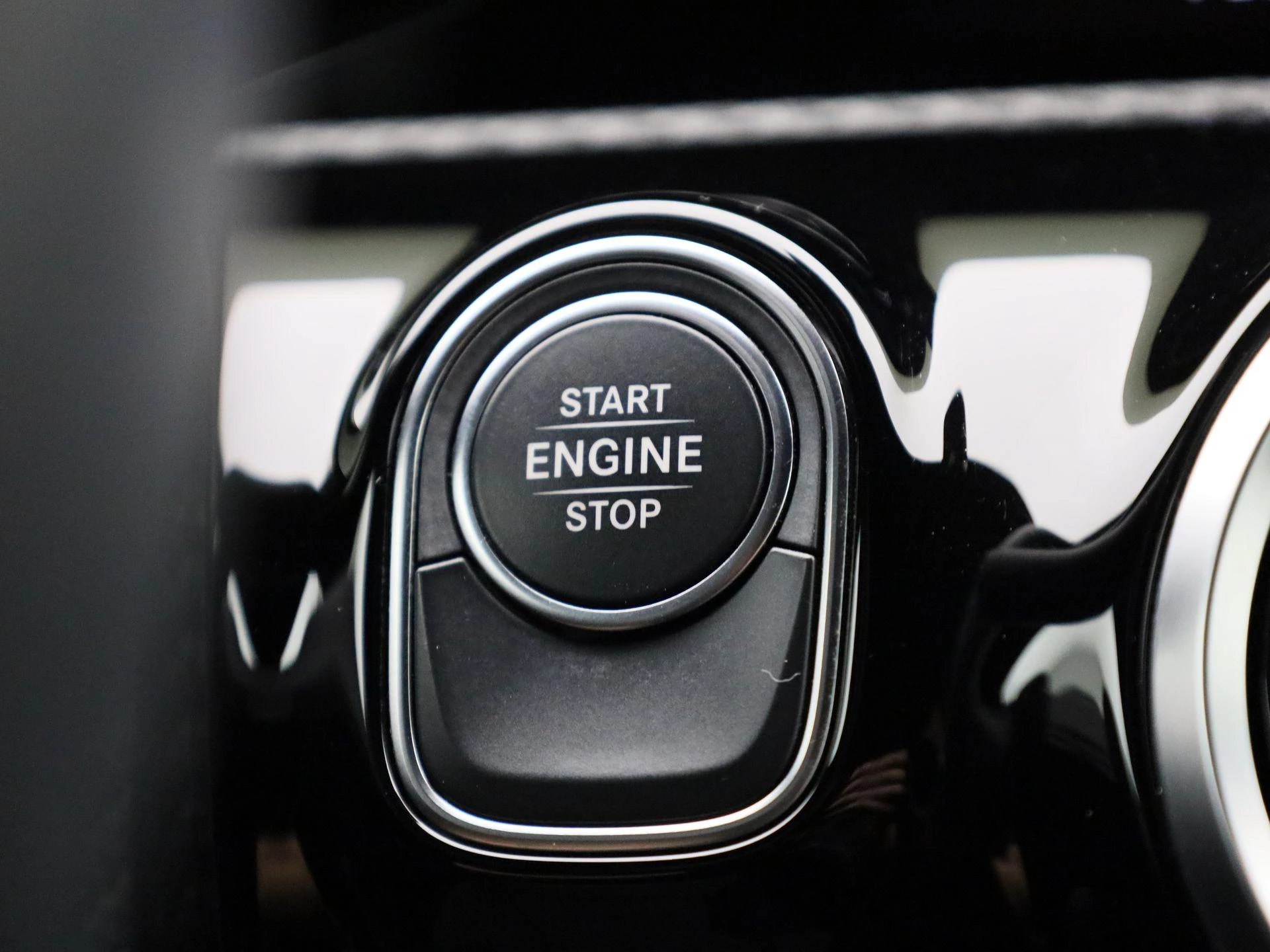 Mercedes-Benz-A-Klasse-image-22