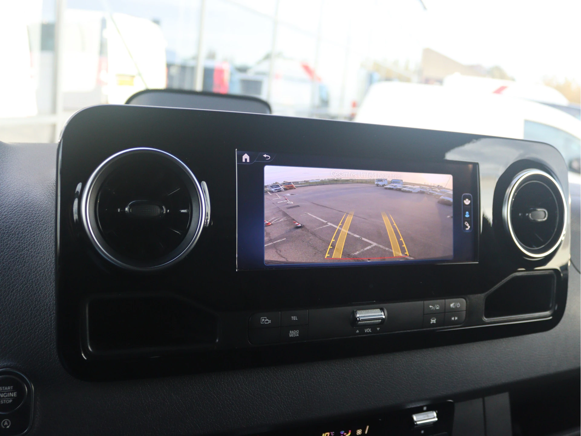 Mercedes-Benz-Sprinter-image-8