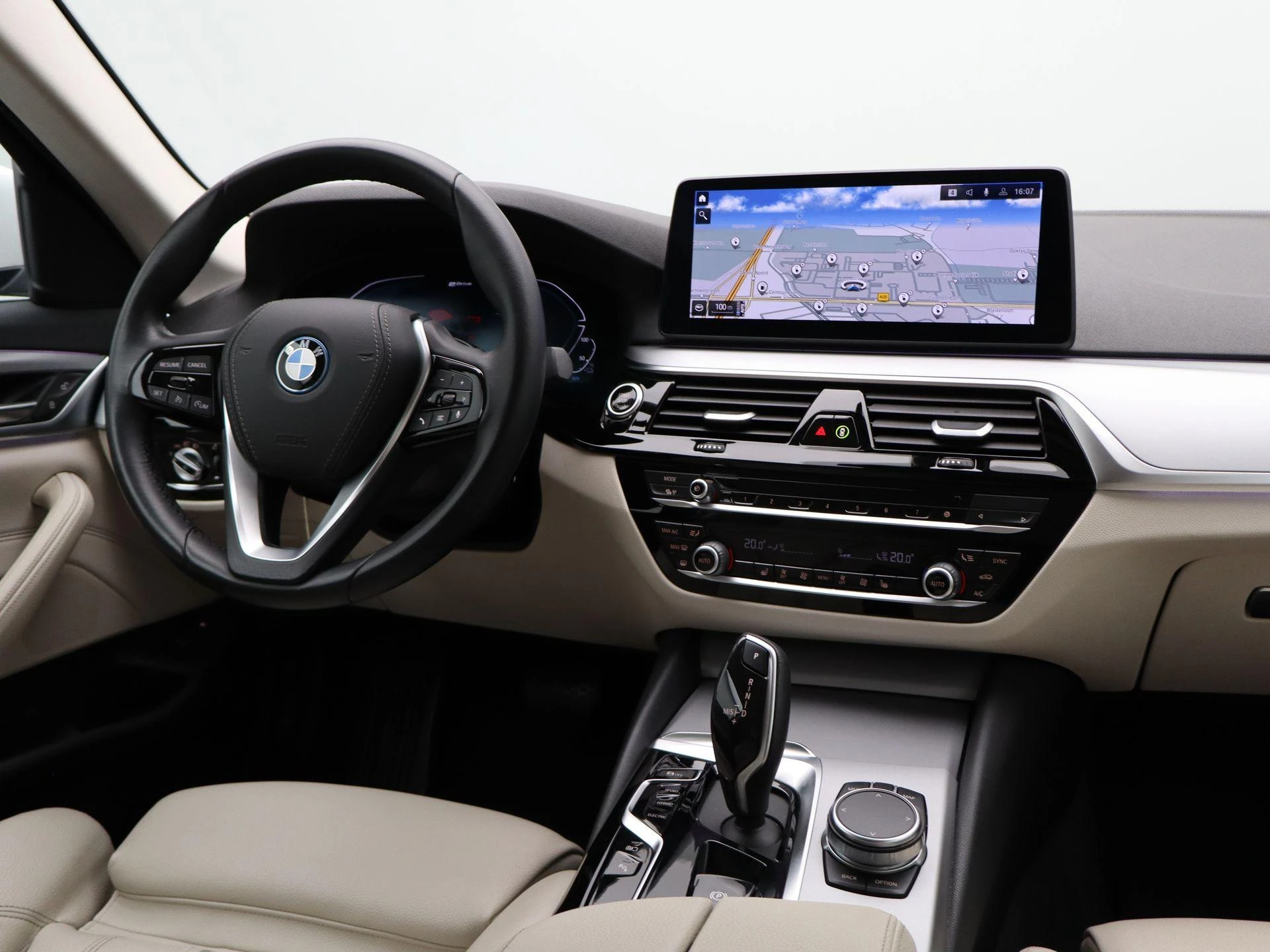 BMW-5 Serie-image-33