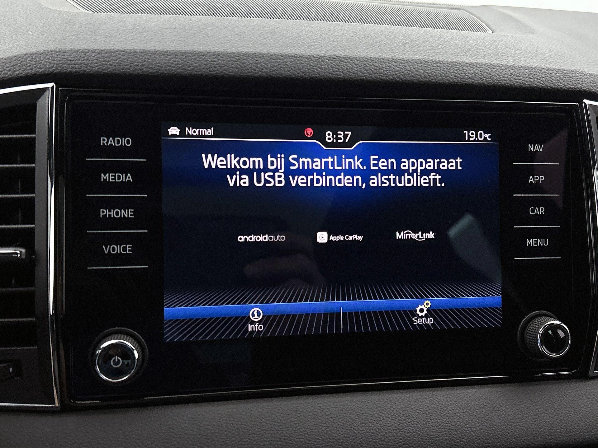 Škoda Karoq 1.5 TSI ACT Sportline Business