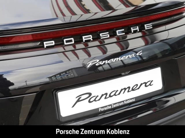 Porsche Panamera 4 E-Hybrid -