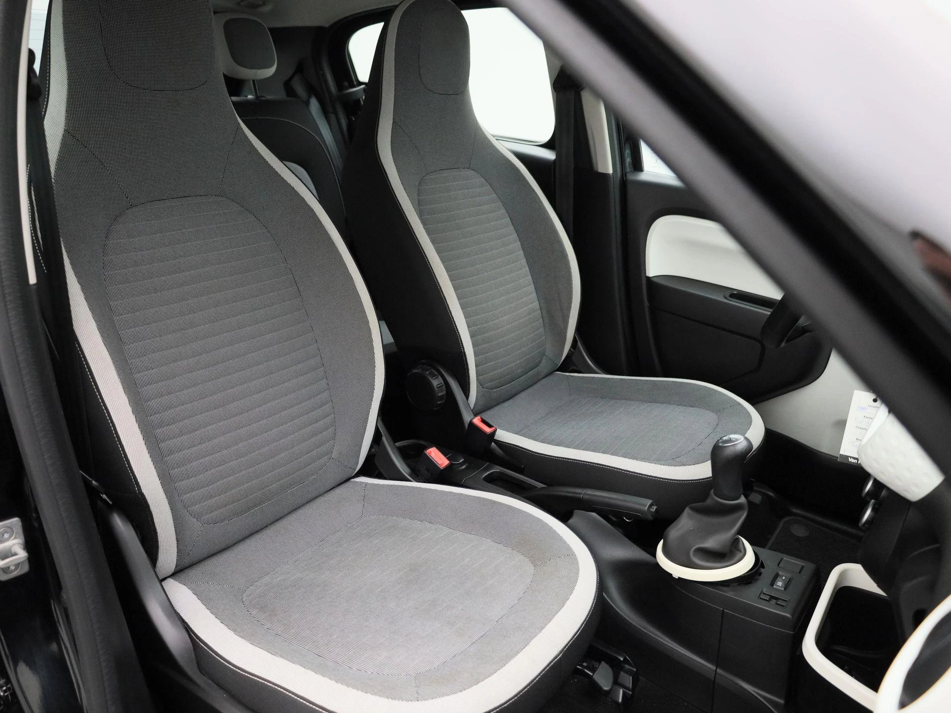 Renault-Twingo-image-27